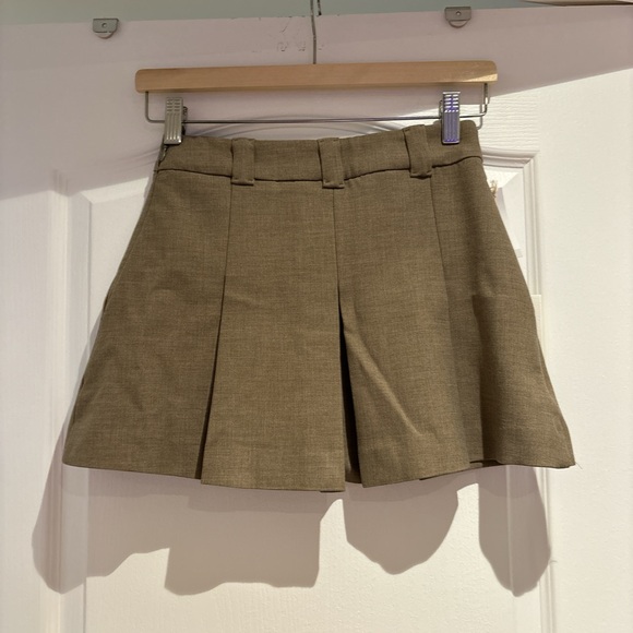 Aritzia Wilfred Bach Skirt - Picture 4 of 4